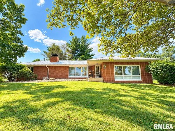 1905 State Highway 78 Drive North, Jacksonville, IL 62650