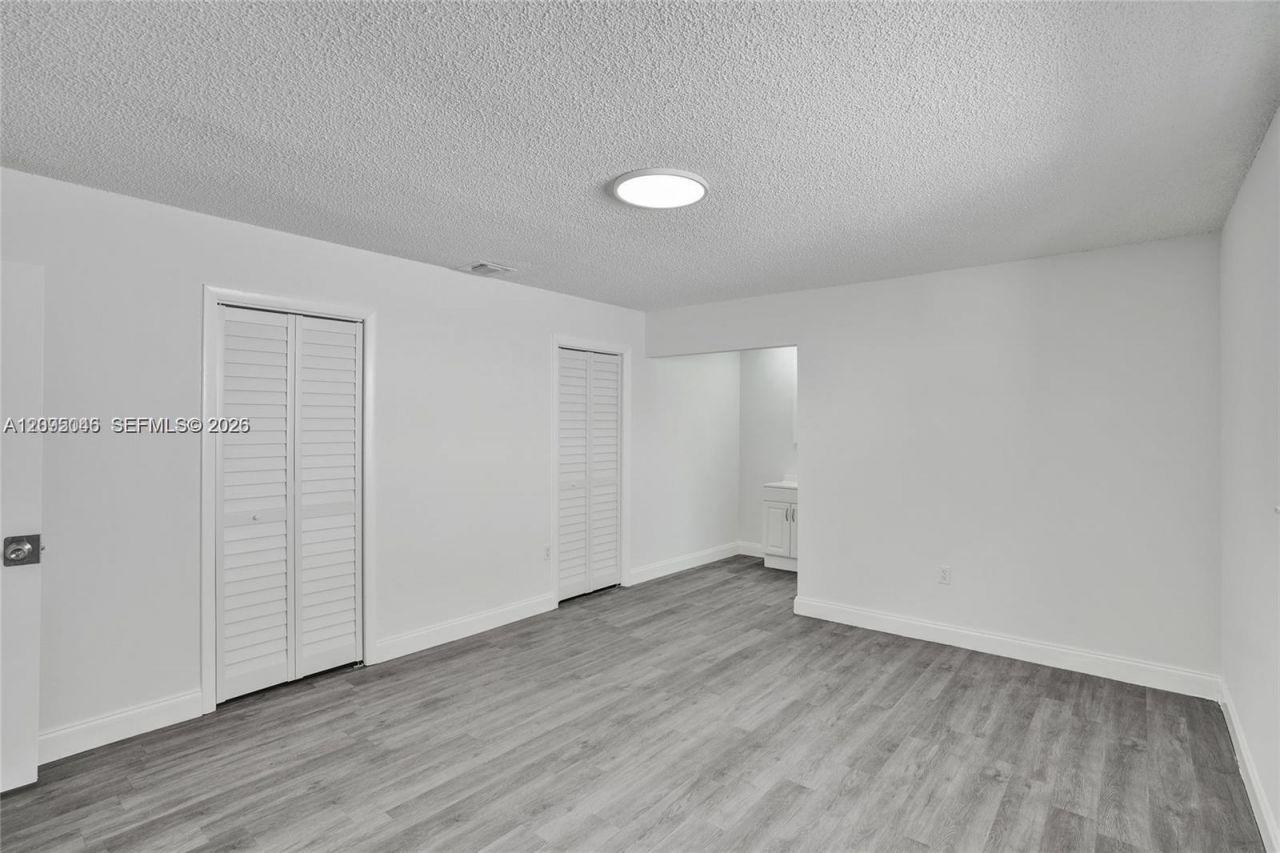 3074 SW 17th St, Unit rear, Miami, FL 33145 Photo