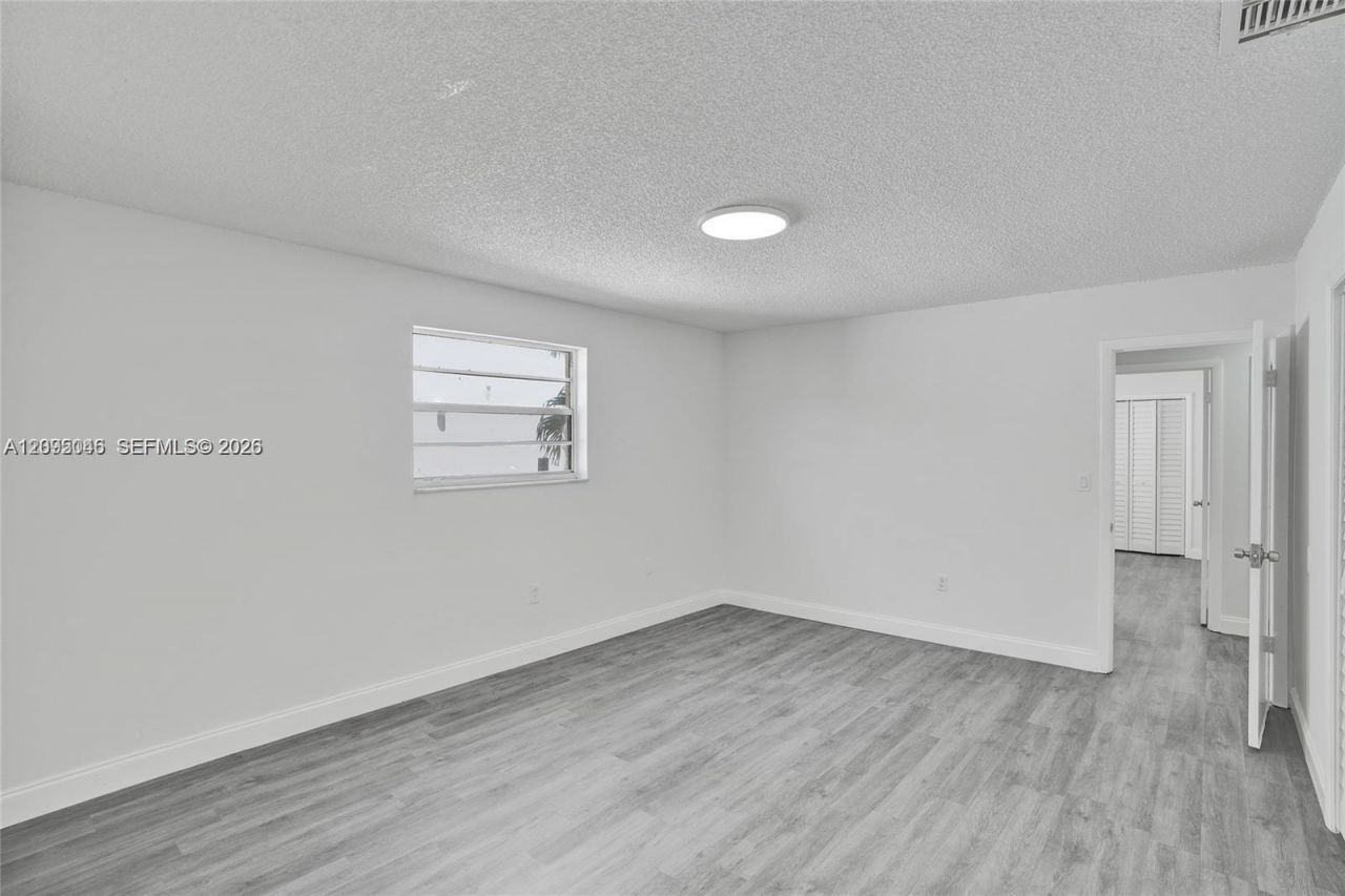 3074 SW 17th St, Unit rear, Miami, FL 33145 Photo
