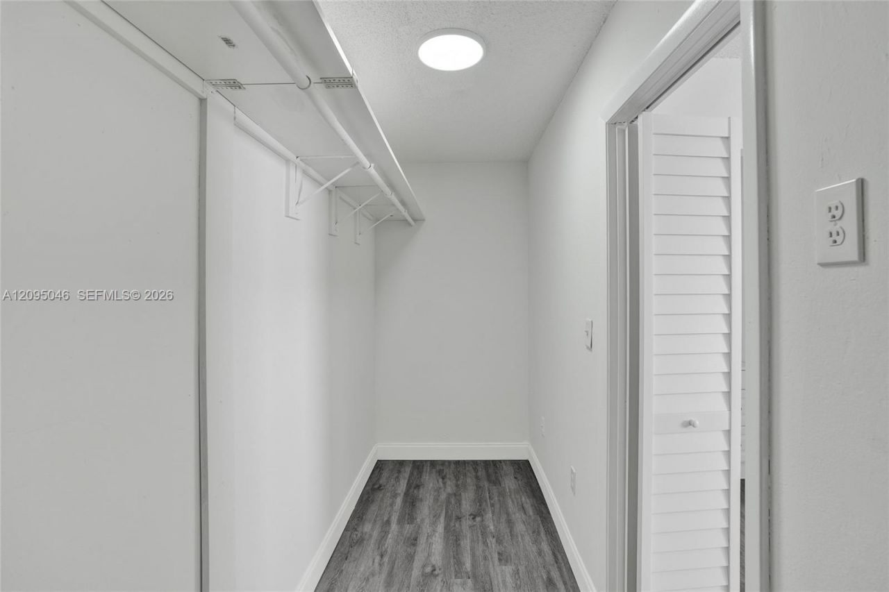 3074 SW 17th St, Unit rear, Miami, FL 33145 Photo