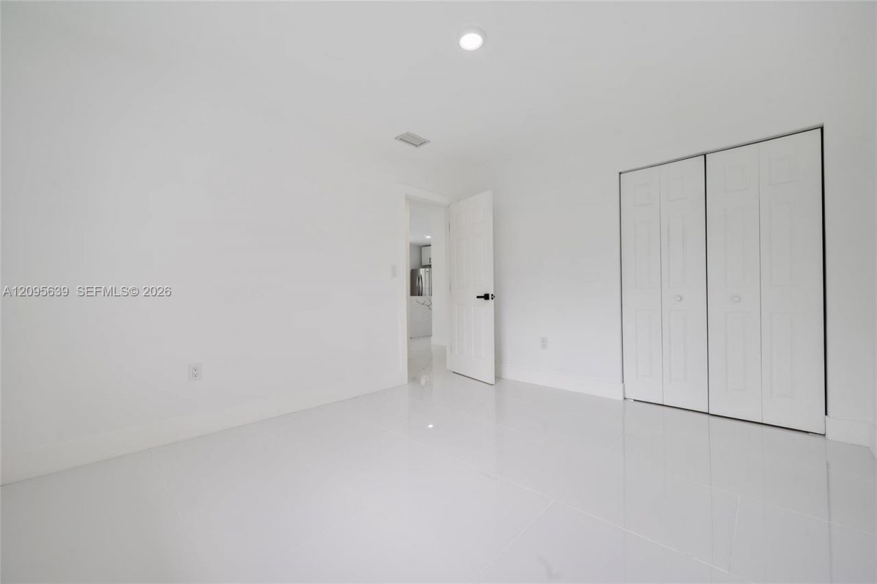 1112 SW 11th Ave, Miami, FL 33129 Photo