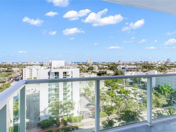1000 West Ave , Unit 1008, Miami Beach, FL 33139