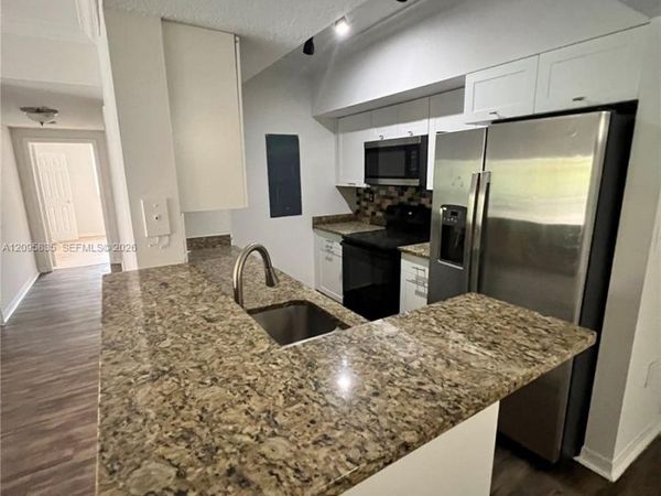 230 SW 117th Ter , Unit 11207, Pembroke Pines, FL 33025