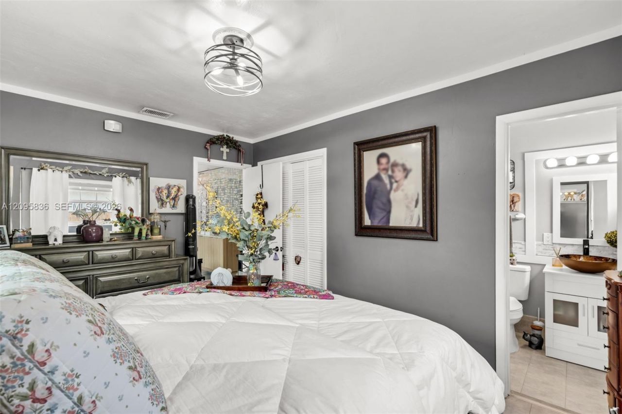 4340 W 5th Ave , Hialeah, FL 33012 Photo