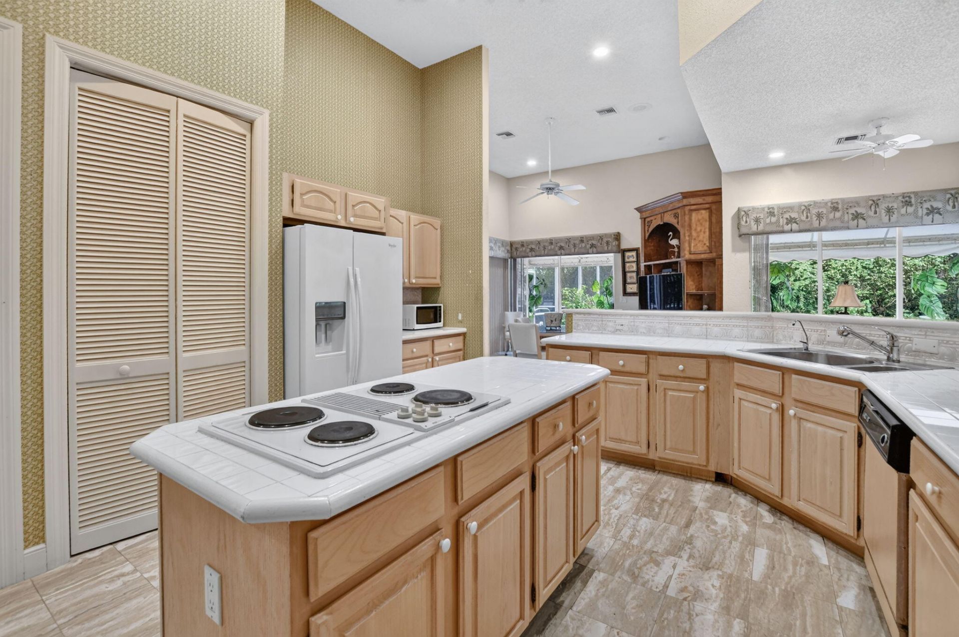 6243 NW 23rd Way, Boca Raton, FL 33496 Photo