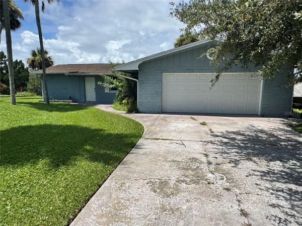 50 OAK TREE DRIVE , NEW SMYRNA BEACH, FL 32169