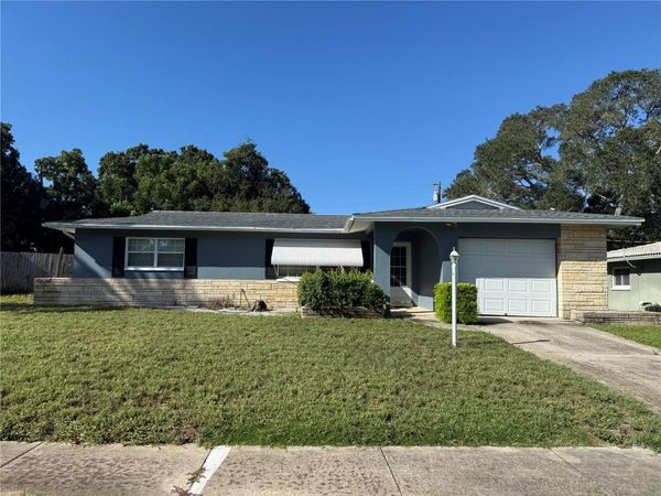 568 HILLCREST DRIVE , LARGO, FL 33771
