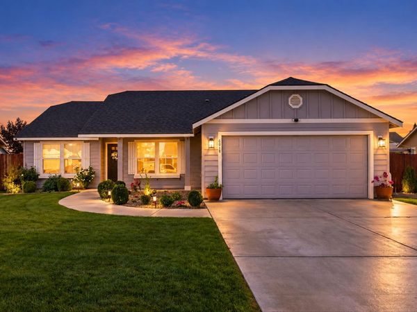 6019 Washougal Lane, Pasco, WA 99301