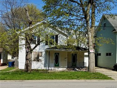 148 Chapel Street, Lockport, NY 14094