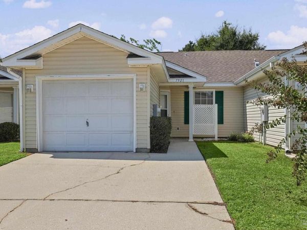 7921 Stonebrook Dr, Pensacola, FL 32514