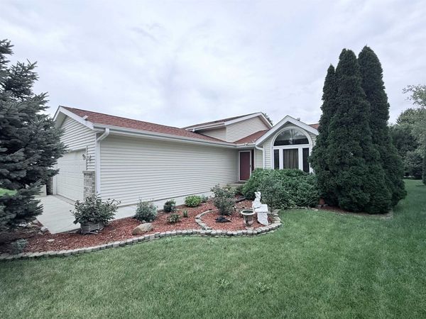 940 S Trainer Road, ROCKFORD, IL 61108