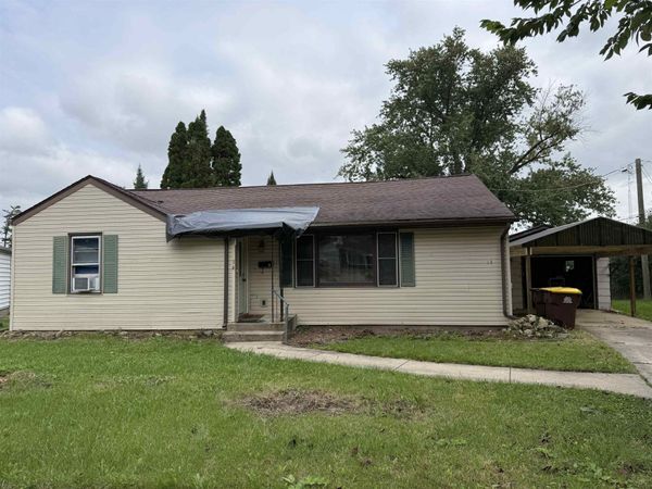 14 Monroe Court, FREEPORT, IL 61032