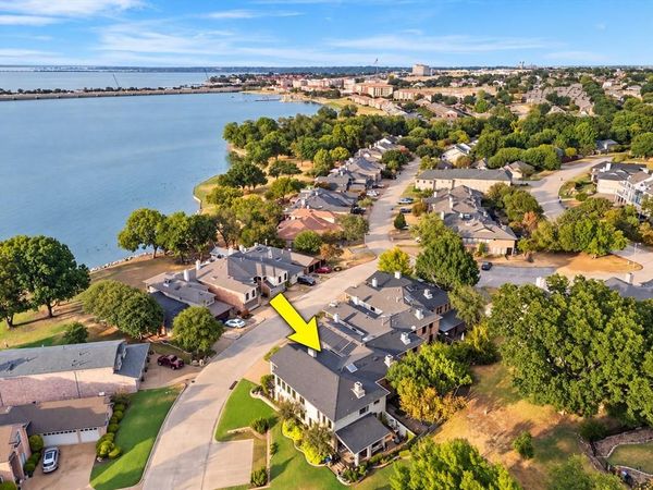 5713 Southern Cross Drive , Rockwall, TX 75032