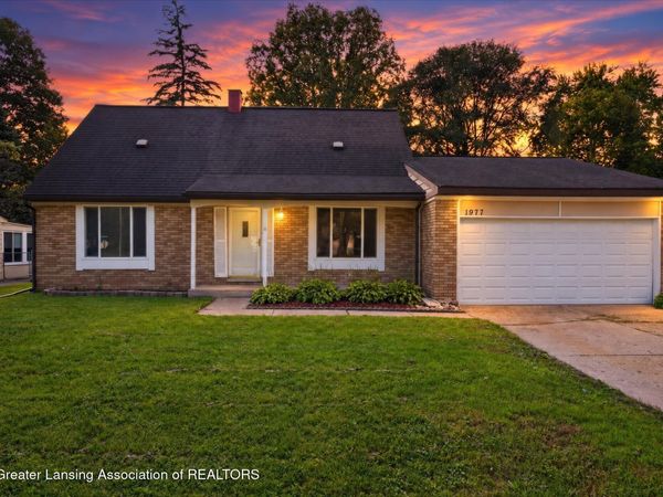 1977 Hamilton Street, Holt, MI 48842