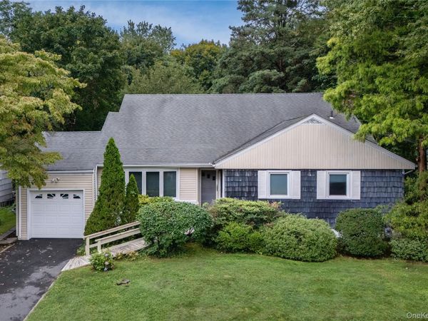 38 Beverly Road, White Plains, NY 10605