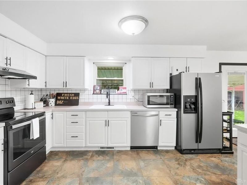 398 Fifth Street, Waynesville, OH 45068 Photo 11
