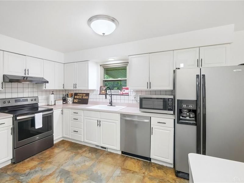 398 Fifth Street, Waynesville, OH 45068 Photo 8