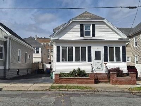 51 Central Avenue, New Bedford, MA 02745