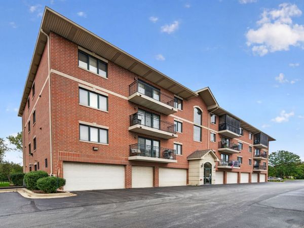 6850 W Winding Trail, Unit 306, Oak Forest, IL 60452
