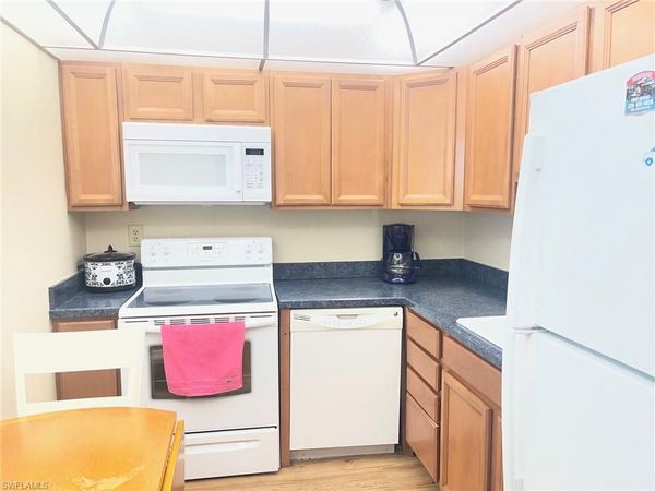 6220 Augusta DR , Unit 301, FORT MYERS, FL 33907