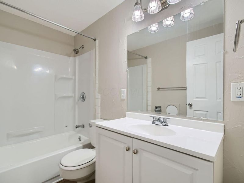 1833 Brookfield Road , Columbus, OH 43229 Photo 15