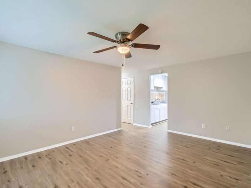 1833 Brookfield Road , Columbus, OH 43229 Photo 5