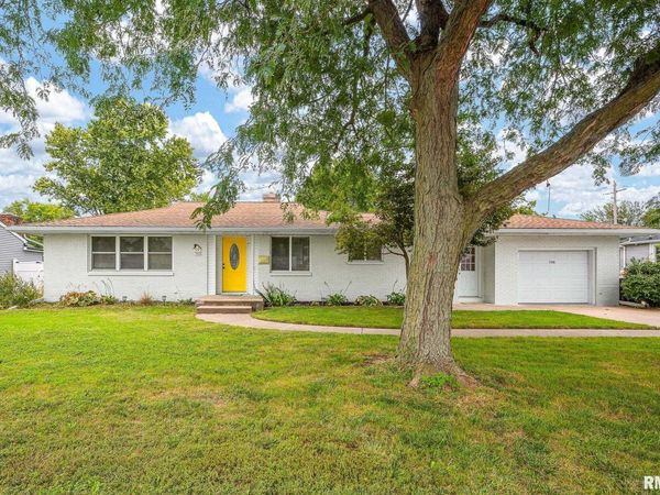 705 S 1ST Avenue, Morton, IL 61550