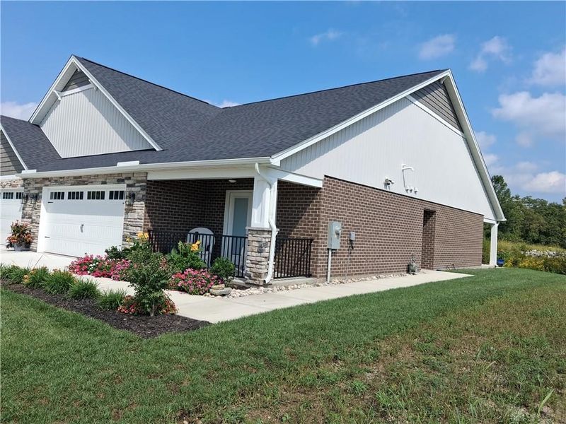 5011 Waterford Lane, Middletown, OH 45042 Photo 1