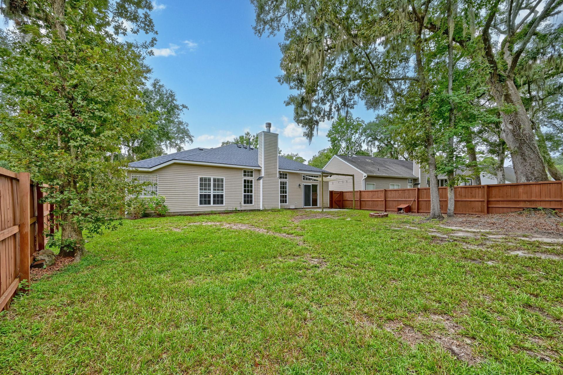 8608 Hickory Creek Court Photo 11