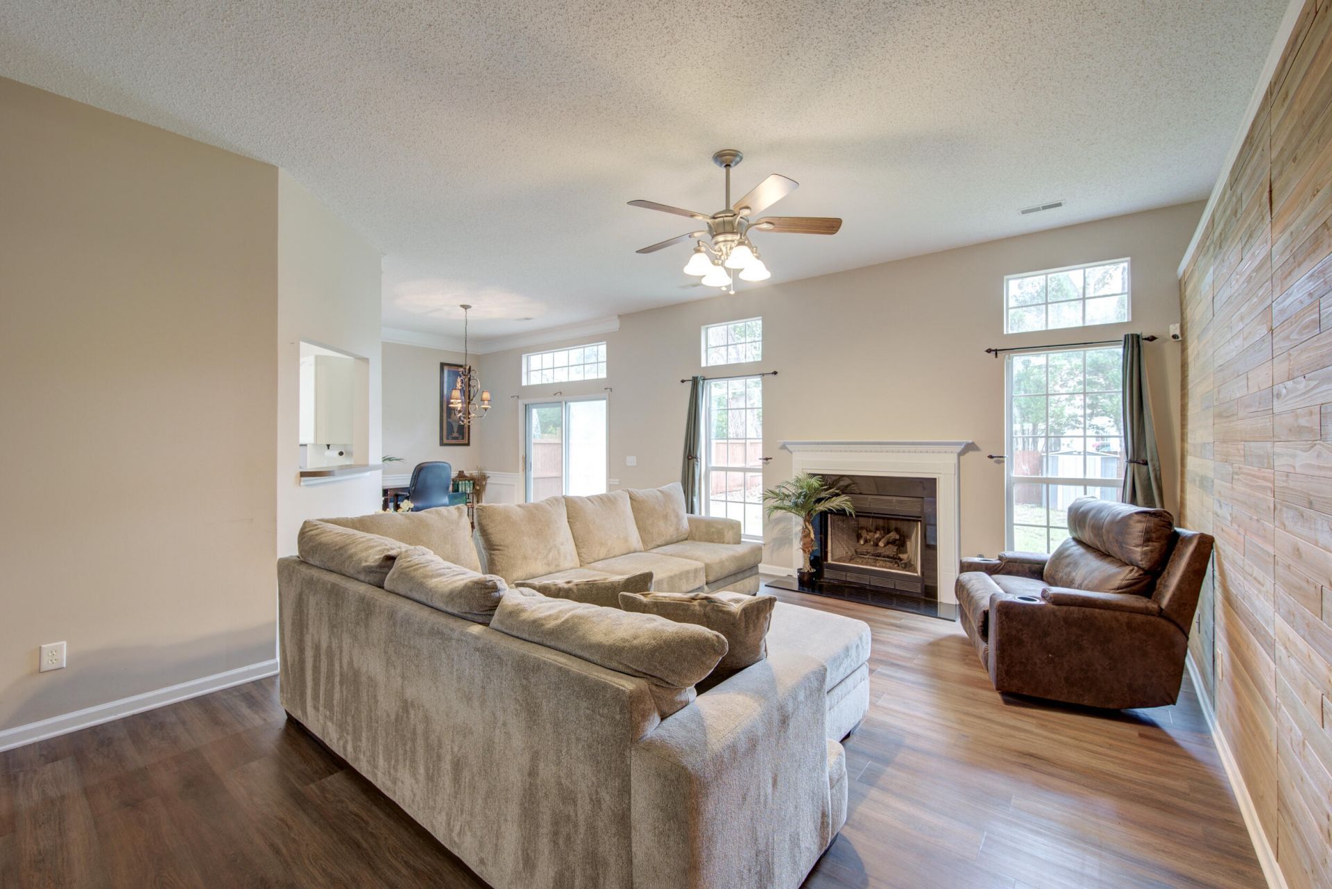 8608 Hickory Creek Court Photo 37