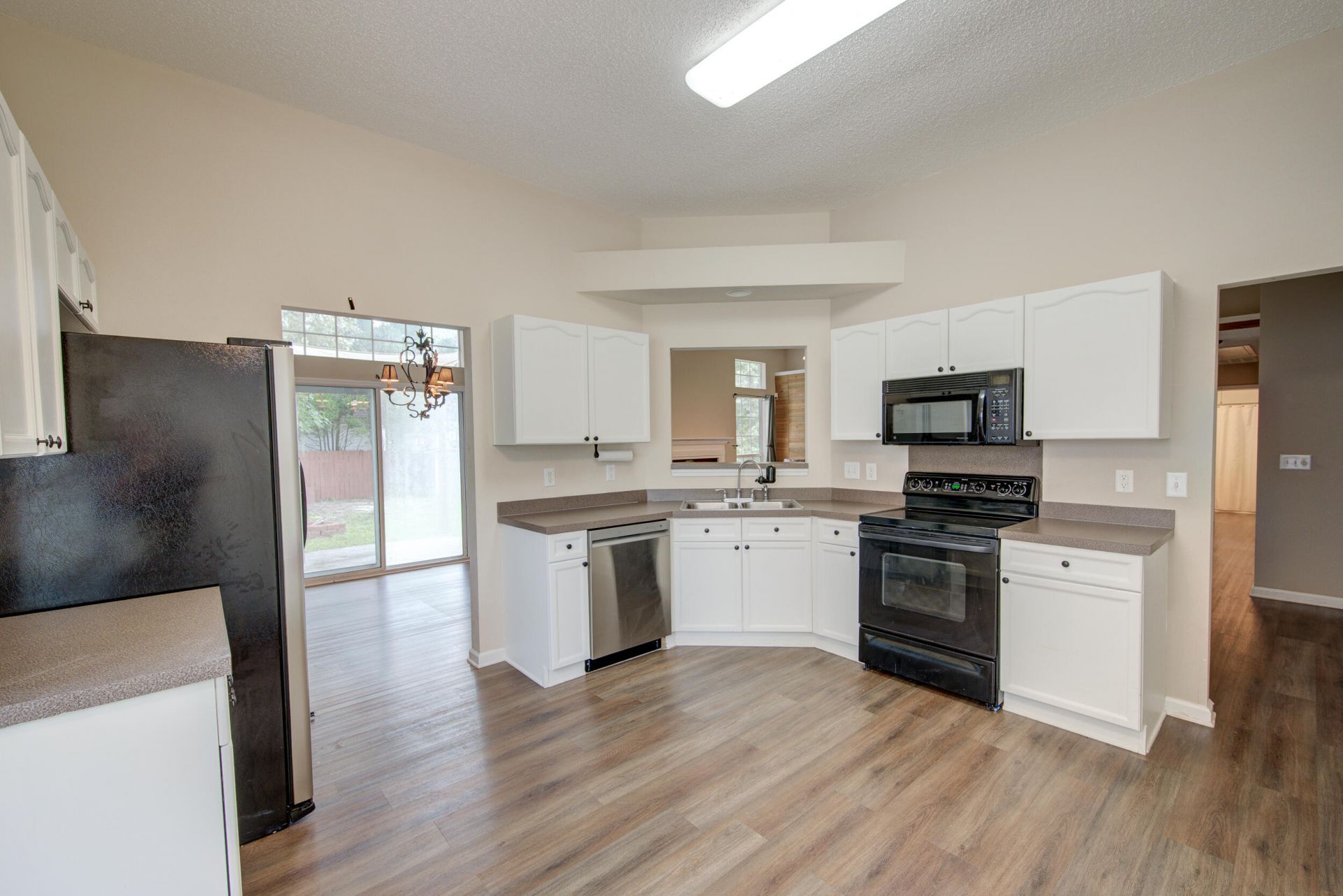 8608 Hickory Creek Court Photo 41