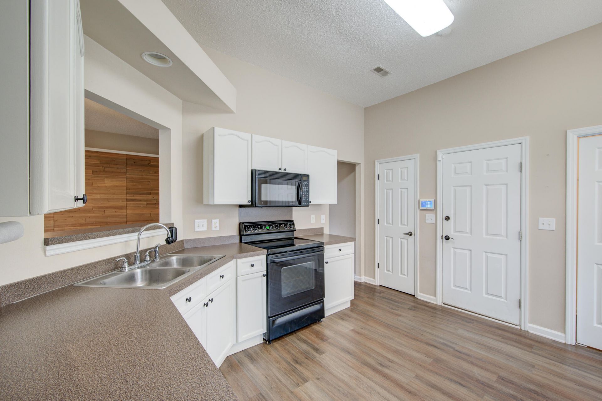 8608 Hickory Creek Court Photo 42
