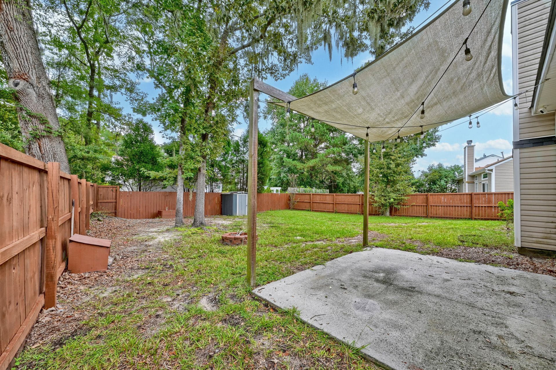 8608 Hickory Creek Court Photo 9