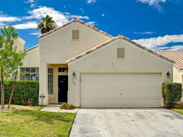 7709 Beach Falls Court , Las Vegas, NV 89149