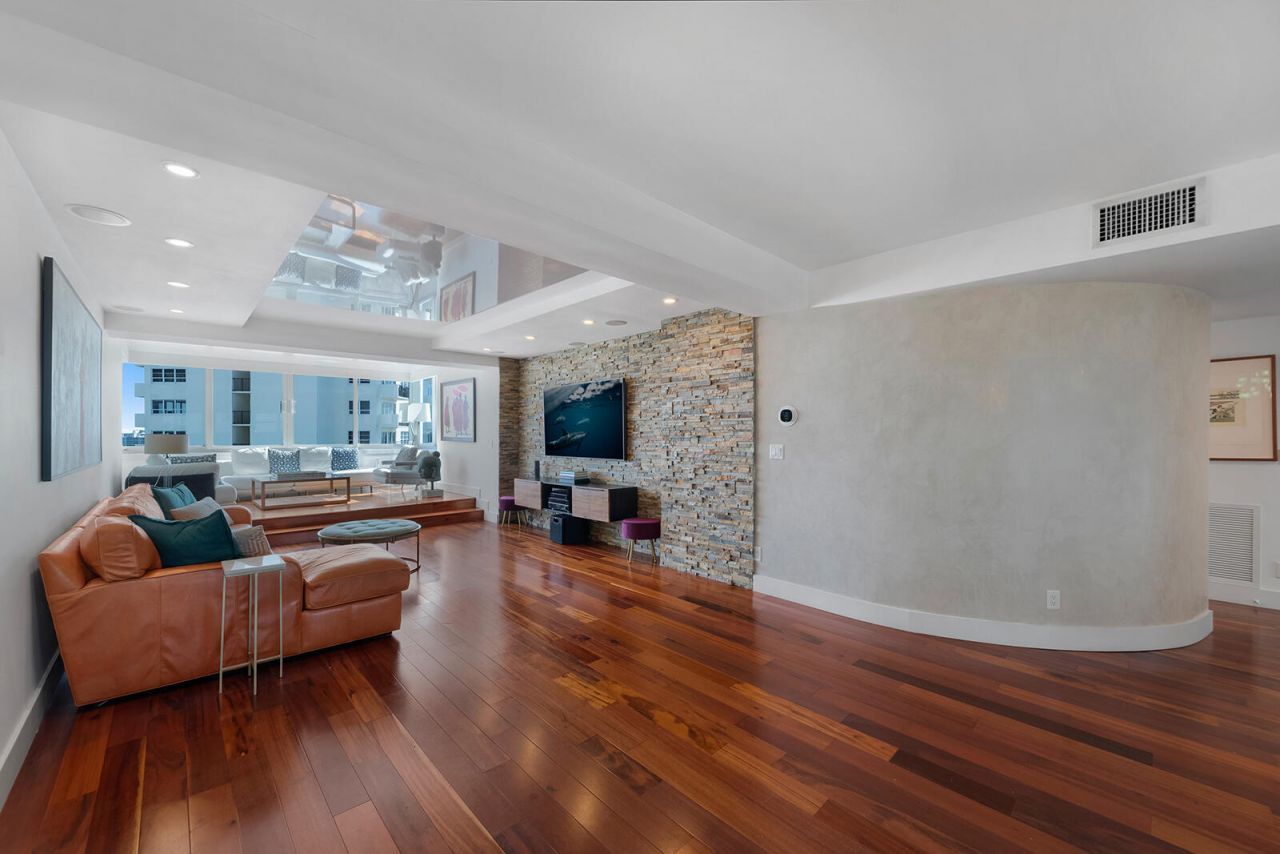 333 Sunset Drive, Unit 1005, Fort Lauderdale, FL 33301 Photo