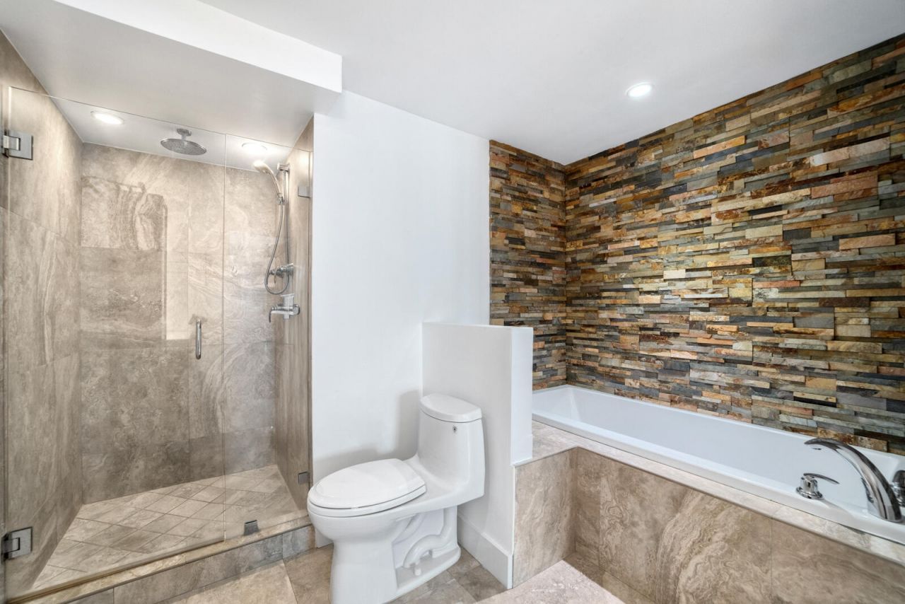 333 Sunset Drive, Unit 1005, Fort Lauderdale, FL 33301 Photo