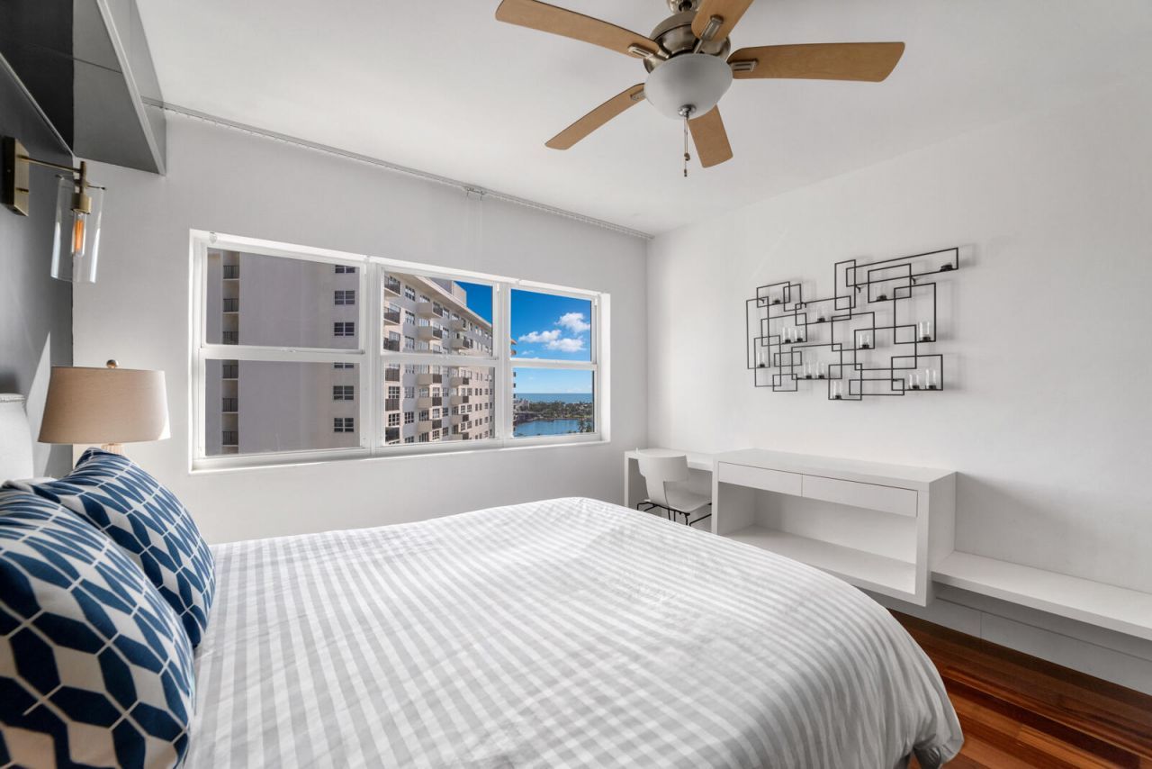 333 Sunset Drive, Unit 1005, Fort Lauderdale, FL 33301 Photo
