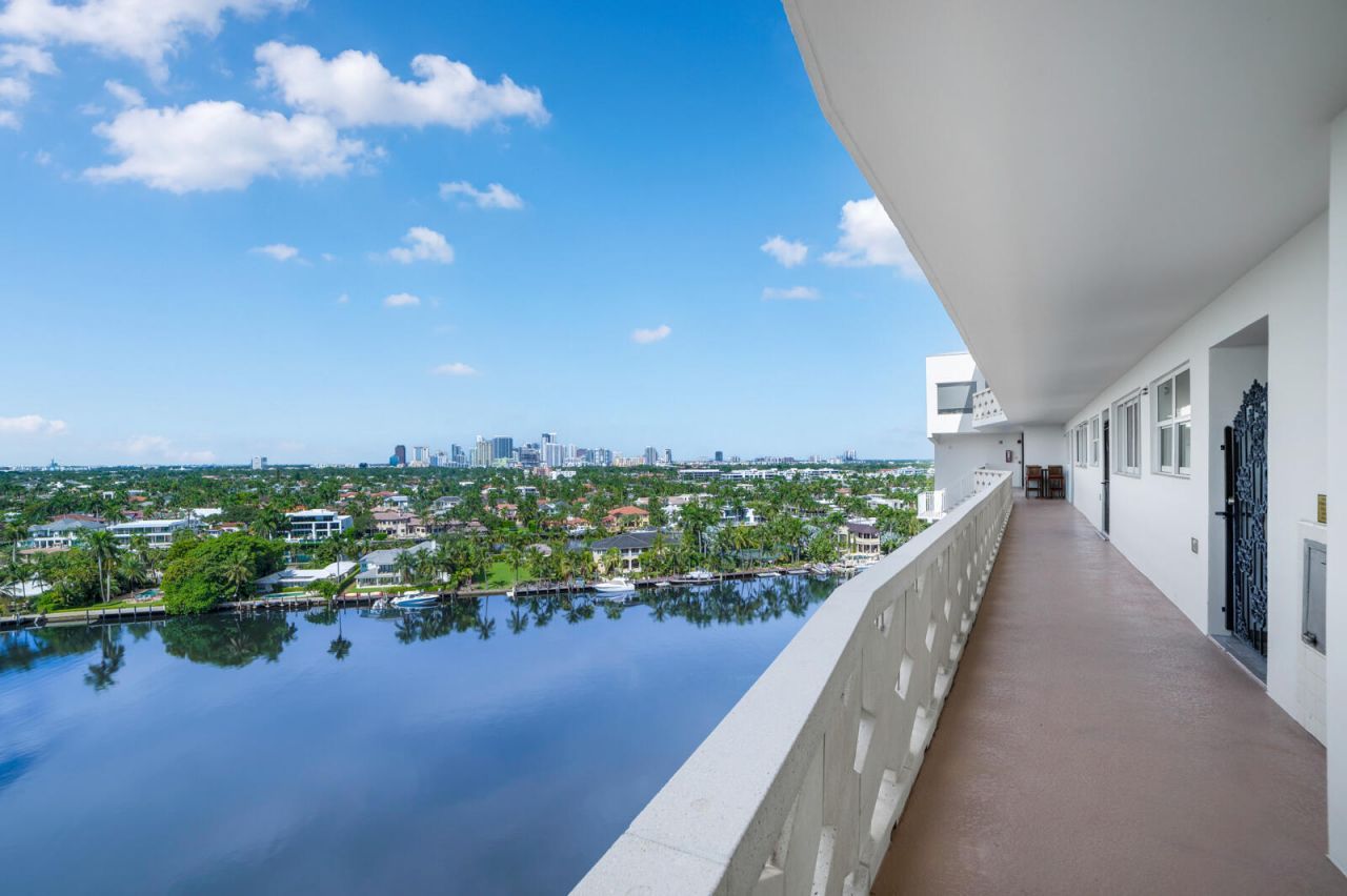 333 Sunset Drive, Unit 1005, Fort Lauderdale, FL 33301 Photo