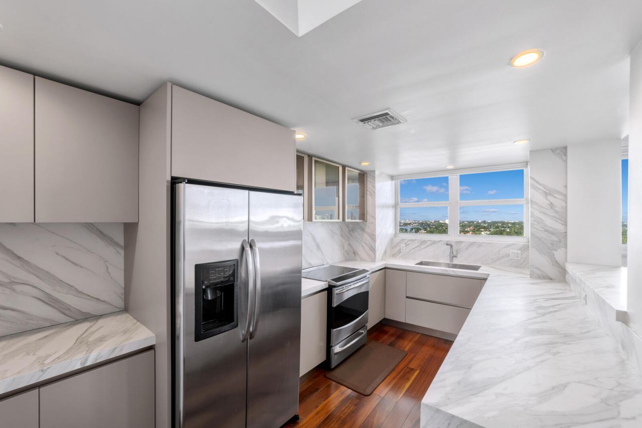 333 Sunset Drive, Unit 1005, Fort Lauderdale, FL 33301 Photo