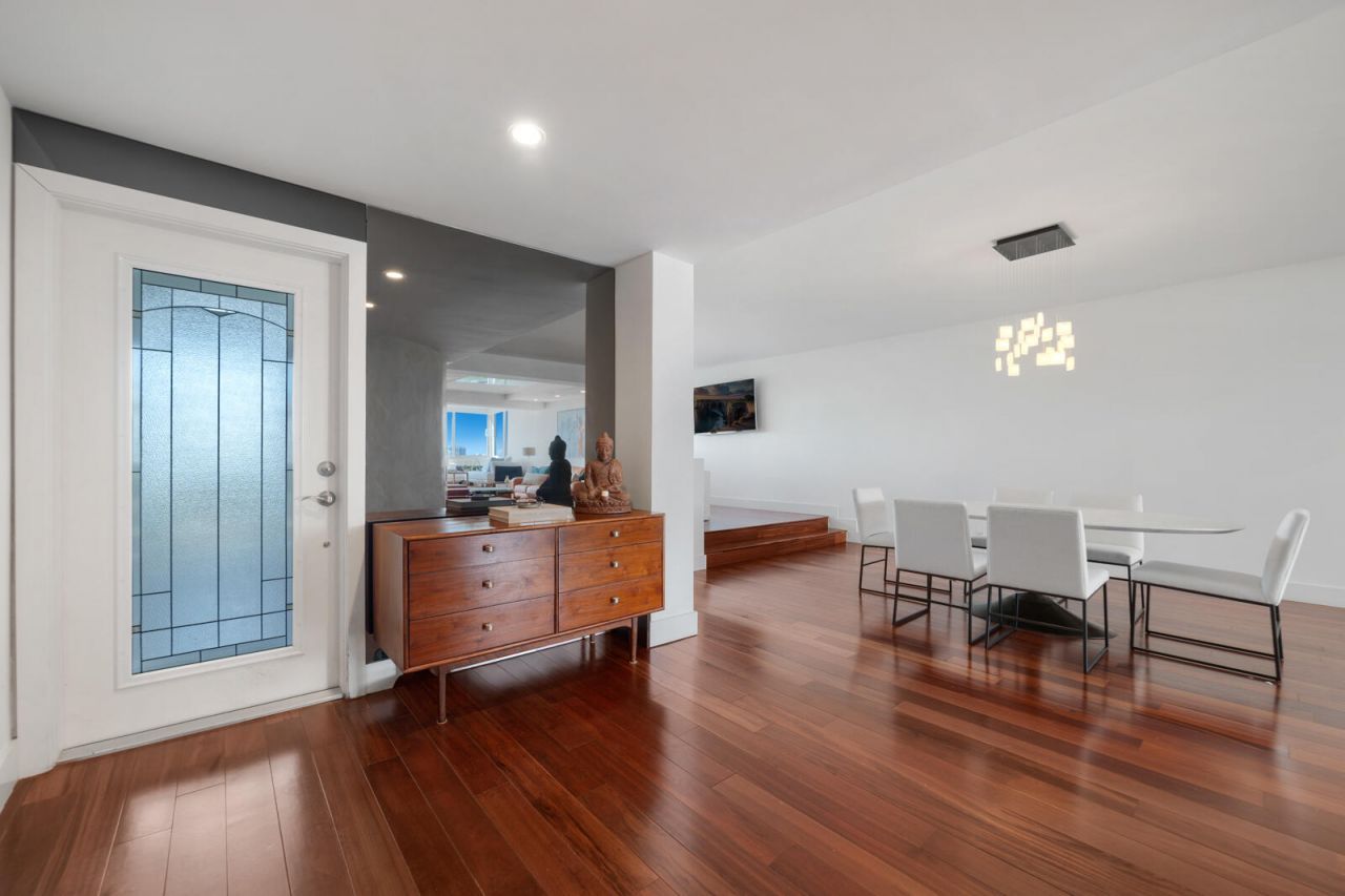333 Sunset Drive, Unit 1005, Fort Lauderdale, FL 33301 Photo