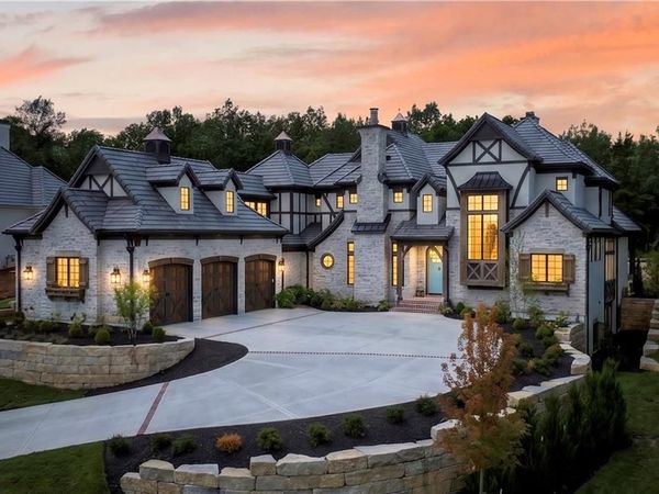 16414 Turnberry Street, Loch Lloyd, MO 64012