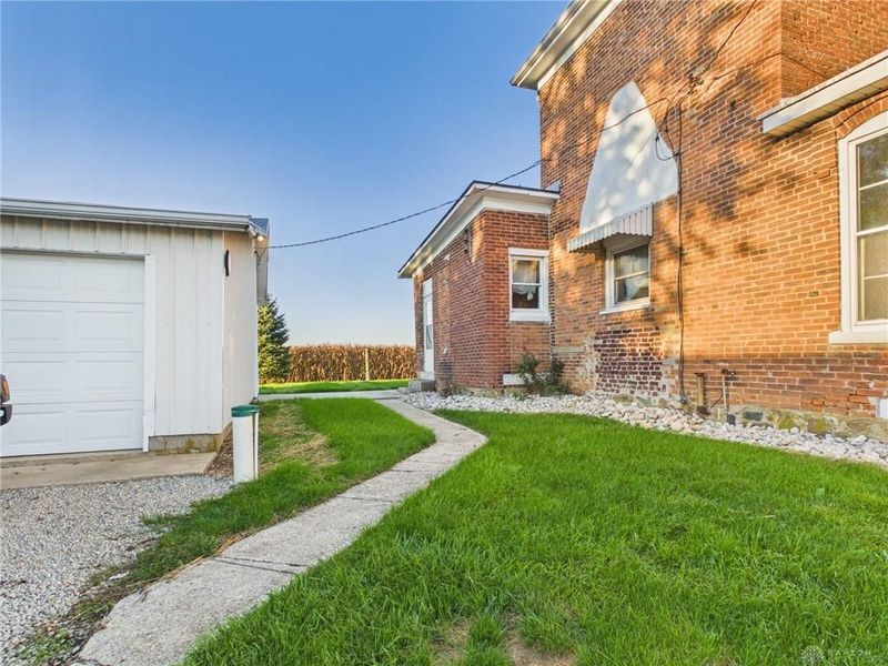 5198 Hartzell Road, Greenville, OH 45331 Photo 10