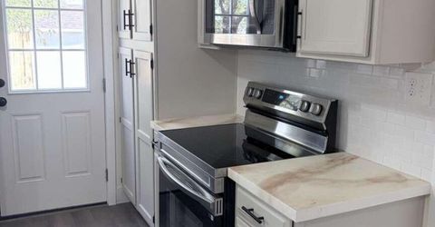 1016 Prater Way, Sparks, NV 89431 Photo