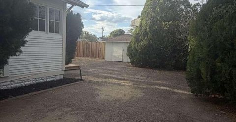 1016 Prater Way, Sparks, NV 89431 Photo