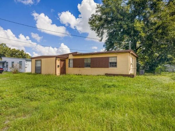 1227 N PINE HILLS ROAD , ORLANDO, FL 32808