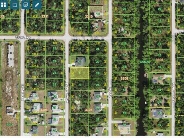 2156 WAKEFIELD STREET , PORT CHARLOTTE, FL 33948