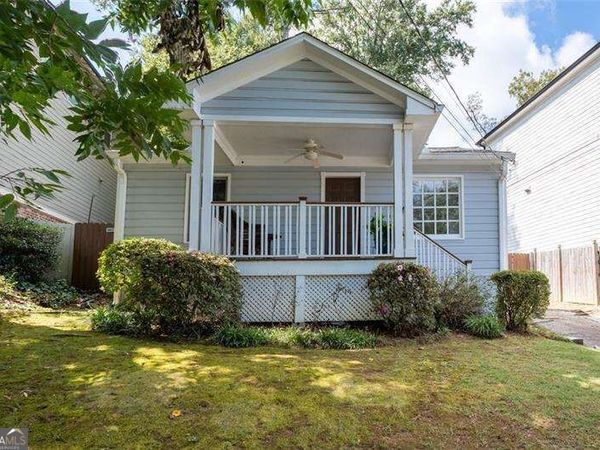 2640 Apple Valley Road NE, Brookhaven, GA 30319