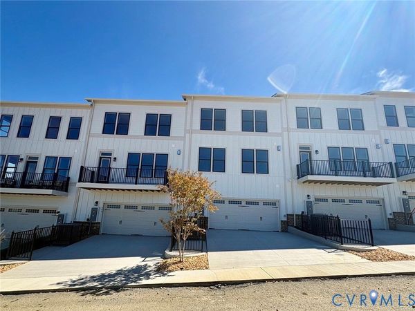 512 Aura Avenue , Midlothian, VA 23113