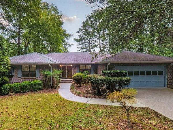 7012 S Pinewood Court , Villa Rica, GA 30180