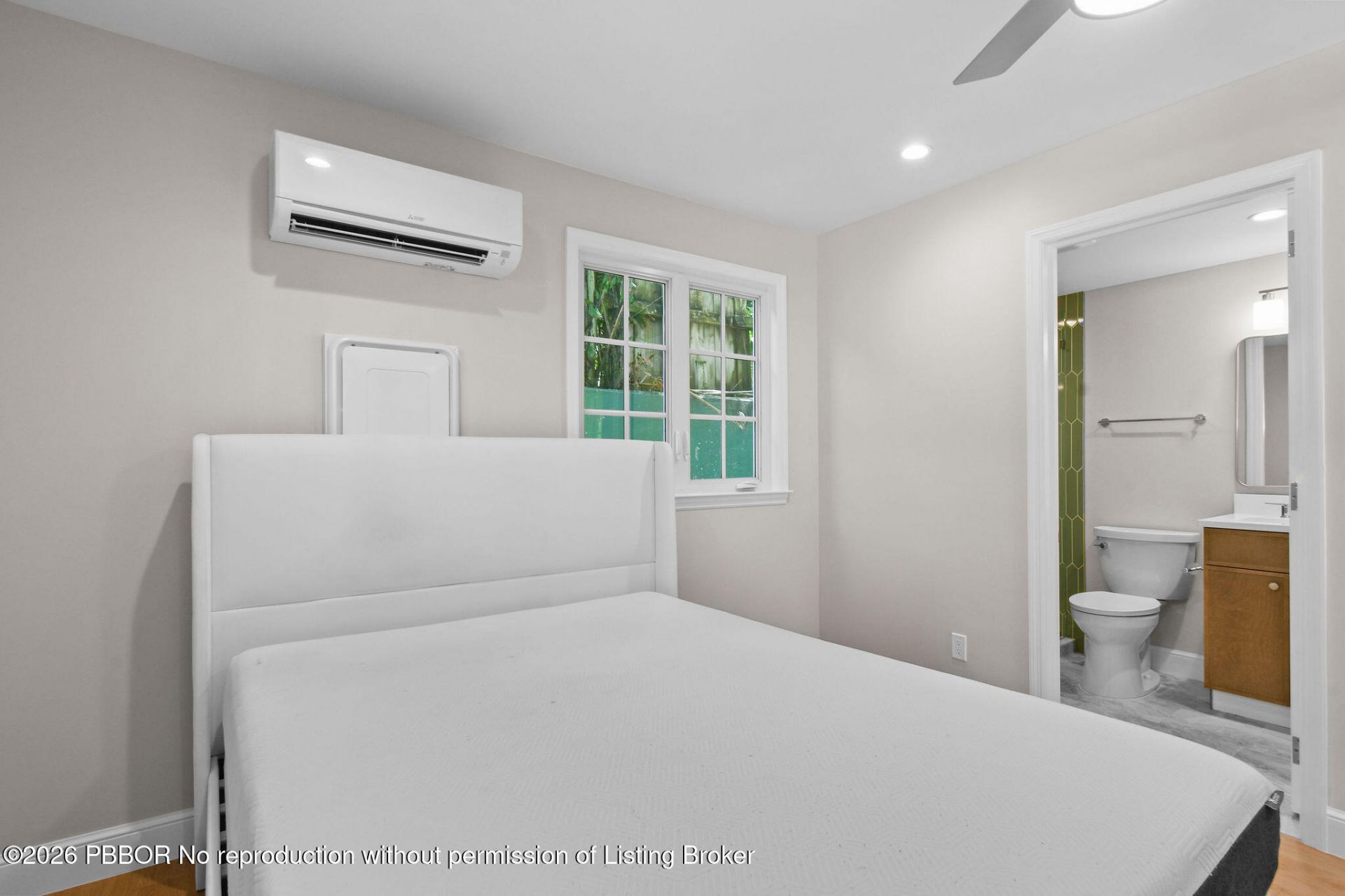 212 Oleander Avenue, Unit 5, Palm Beach, FL 33480 Photo